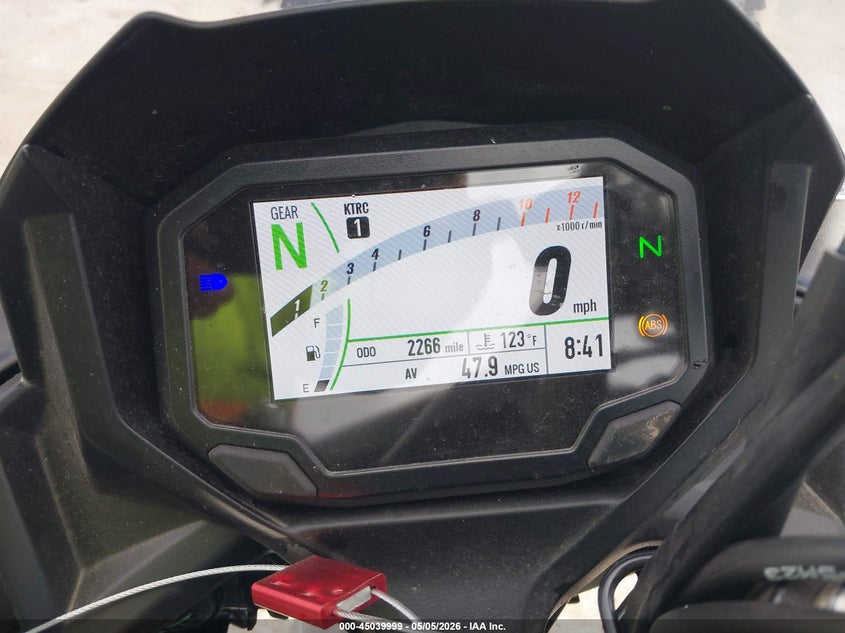 2026 Kawasaki Ninja VIN ML5EXEP18TDAJ1867 IAAI salvage auction — LEFT & RIGHT, Salvage (Texas), sold $2,150 on 2026-07-07 (photo 7)