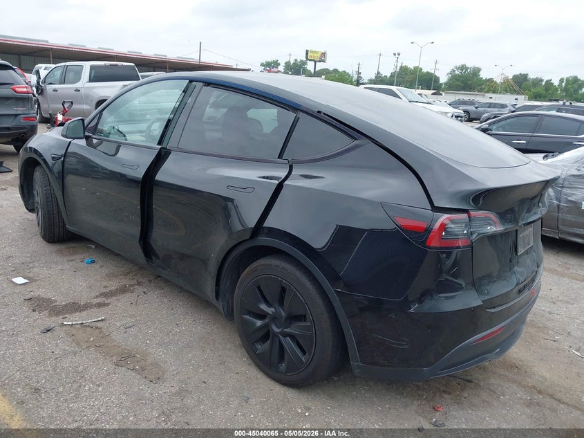 2024 Tesla Model y VIN 7SAYGDED5RA321807 IAAI salvage auction — FRONT END, Original (Texas), sold $8,900 on 2026-07-24 (photo 3)