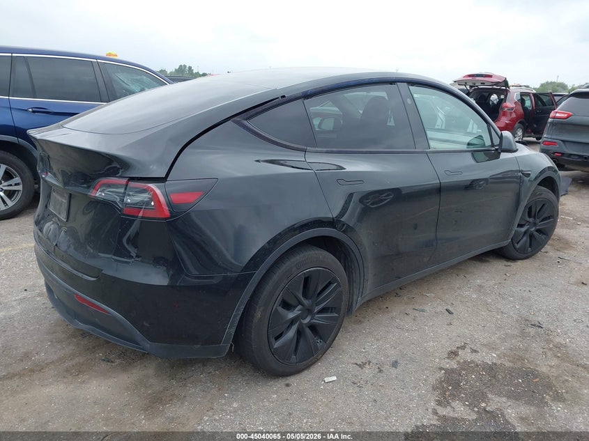 2024 Tesla Model y VIN 7SAYGDED5RA321807 IAAI salvage auction — FRONT END, Original (Texas), sold $8,900 on 2026-07-24 (photo 4)