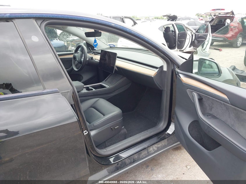 2024 Tesla Model y VIN 7SAYGDED5RA321807 IAAI salvage auction — FRONT END, Original (Texas), sold $8,900 on 2026-07-24 (photo 5)