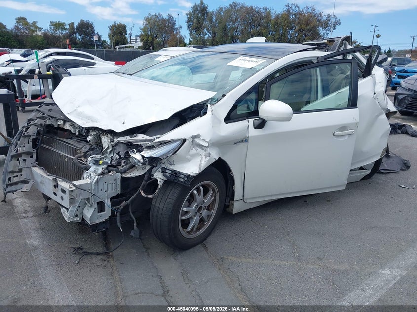 2010 Toyota Prius VIN JTDKN3DUXA0134010 IAAI salvage auction — FRONT & REAR, Non-Repairable (California), sold $400 on 2026-07-09 (photo 2)