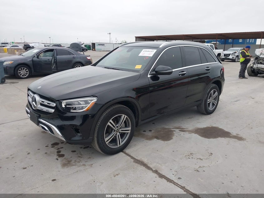 2020 Mercedes-benz Glc VIN W1N0G8DB5LF802950 IAAI salvage auction — REAR END, Original (Texas), sold $8,500 on 2026-07-29 (photo 2)