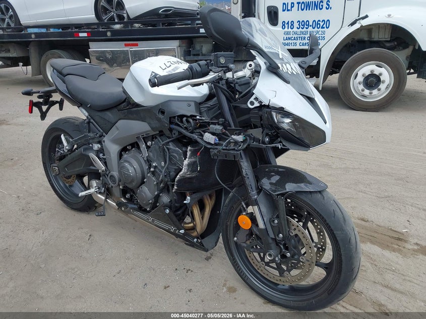 2025 Triumph motorcycle Daytona VIN SMTL23UF4STBV8662 IAAI salvage auction — Unknown, Salvage (California), sold $1,400 on 2026-07-15 (photo 1)