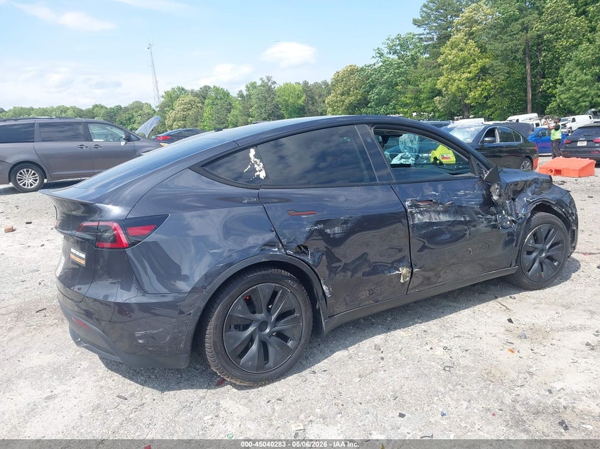 2024 Tesla Model y VIN 7SAYGDED3RA303984 IAAI salvage auction — FRONT END, Salvage (Georgia), sold $7,000 on 2026-07-29 (photo 4)