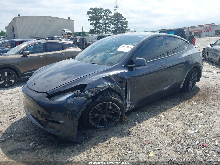 2024 Tesla Model y VIN 7SAYGDED3RA303984 IAAI salvage auction — FRONT END, Salvage (Georgia), sold $7,000 on 2026-07-29 (photo 6)