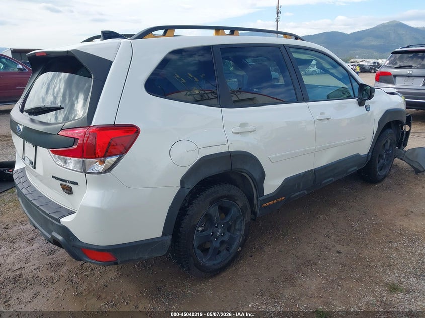 2024 Subaru Forester VIN JF2SKAJC7RH522190 IAAI salvage auction — RIGHT FRONT, Salvage (Montana), sold $25 on 2026-07-31 (photo 4)