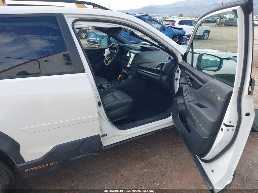 2024 Subaru Forester VIN JF2SKAJC7RH522190 IAAI salvage auction — RIGHT FRONT, Salvage (Montana), sold $25 on 2026-07-31 (photo 5)