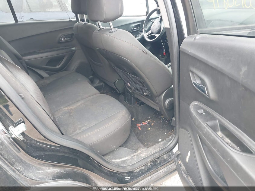 2020 Chevrolet Trax VIN KL7CJKSB3LB063247 IAAI salvage auction — LEFT & RIGHT, Salvage (Idaho), sold $950 on 2026-07-08 (photo 8)