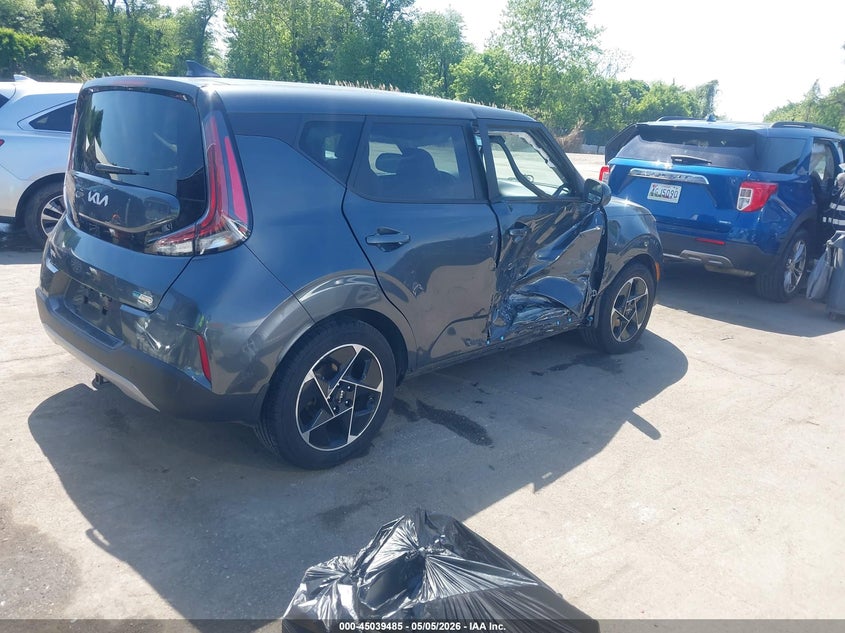 2024 Kia Soul VIN KNDJ33AU9R7920681 IAAI salvage auction — RIGHT SIDE, Salvage - Greater Than 75% (Maryland), sold $4,100 on 2026-07-23 (photo 4)