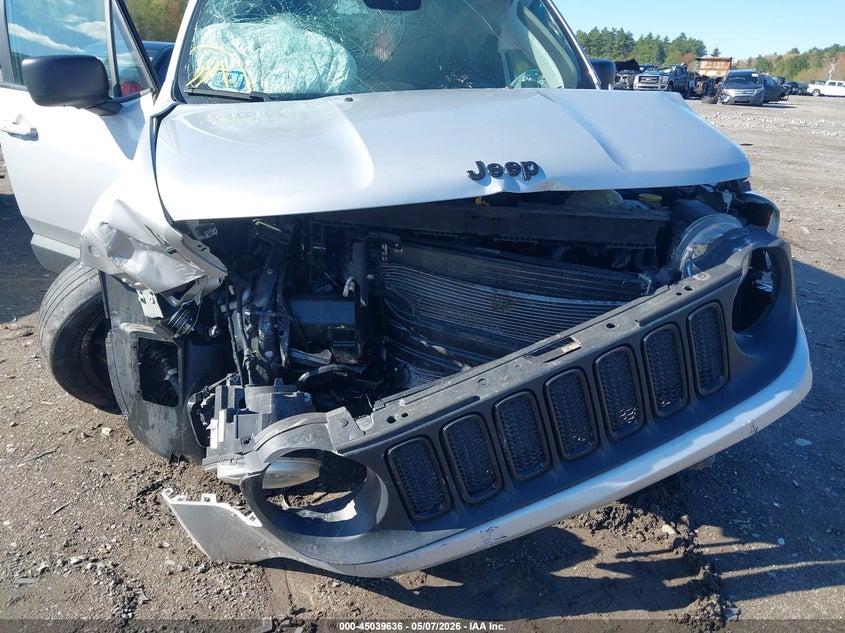 2018 Jeep Renegade VIN ZACCJBAB6JPH38046 IAAI salvage auction — FRONT END, Salvage (Massachusetts), sold $400 on 2026-07-10 (photo 6)