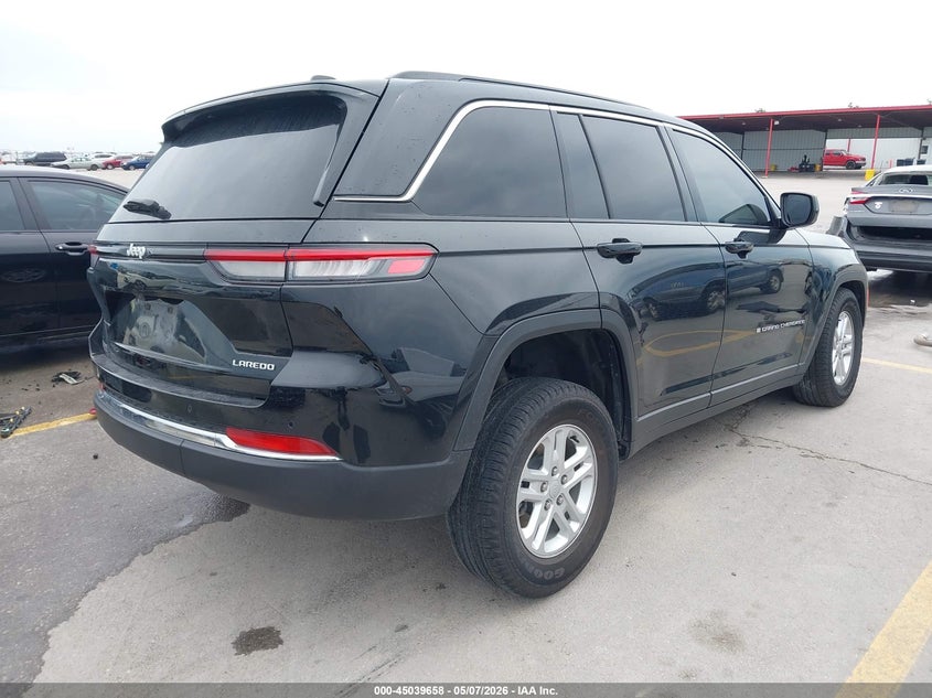 2025 Jeep Grand cherokee VIN 1C4RJGAG1SC308949 IAAI salvage auction — LEFT FRONT, Original (Texas), sold $15,200 on 2026-07-30 (photo 4)