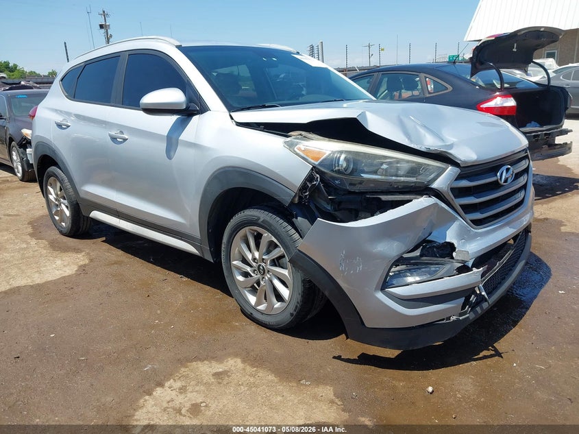 2017 Hyundai Tucson VIN KM8J3CA40HU406455 IAAI salvage auction — FRONT END, Clear (Oklahoma), sold $2,050 on 2026-07-29 (photo 1)