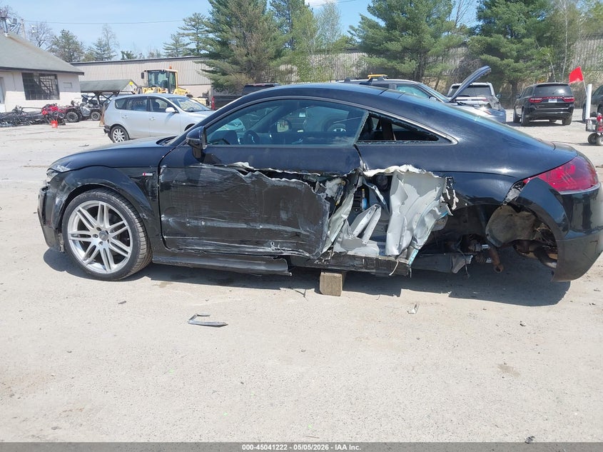 2014 Audi Tt VIN TRUBFAFK3E1000409 IAAI salvage auction — LEFT SIDE, Salvage (New Hampshire), sold $2,400 on 2026-07-29 (photo 6)