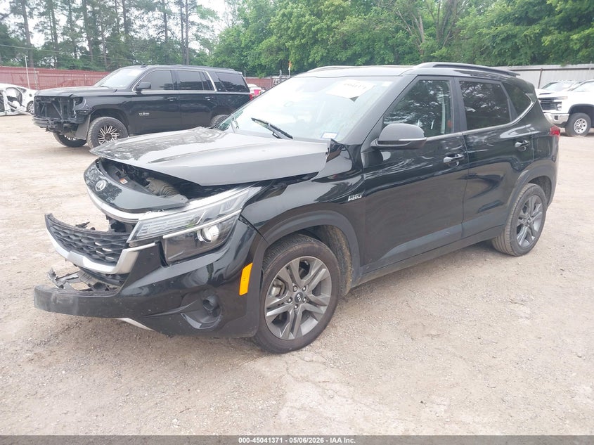 2021 Kia Seltos VIN KNDEUCAAXM7227289 IAAI salvage auction — FRONT END, Salvage (Texas), sold $2,850 on 2026-07-09 (photo 2)