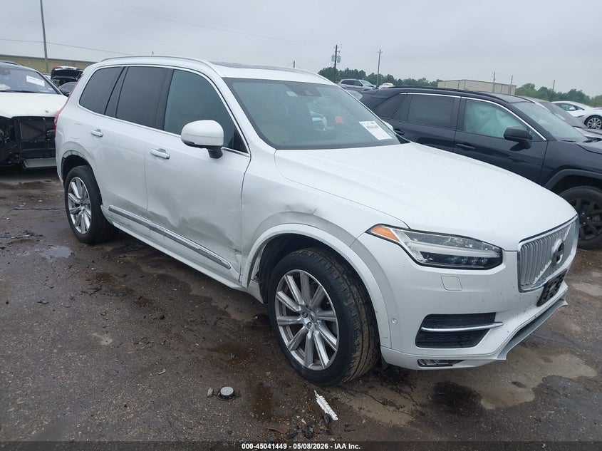 2017 Volvo Xc90 VIN YV4A22PL1H1125943 IAAI salvage auction — LEFT & RIGHT, Original (Texas), sold $6,400 on 2026-08-19 (photo 1)