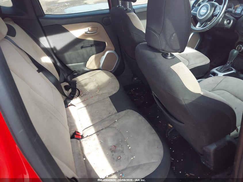 2015 Jeep Renegade VIN ZACCJABT4FPB22192 IAAI salvage auction — RIGHT SIDE, Clear (Indiana), sold $1,700 on 2026-07-14 (photo 8)