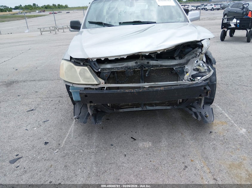 2004 Toyota Avalon VIN 4T1BF28B84U346252 IAAI salvage auction — FRONT & REAR, Salvage (Missouri), sold $425 on 2026-07-09 (photo 6)