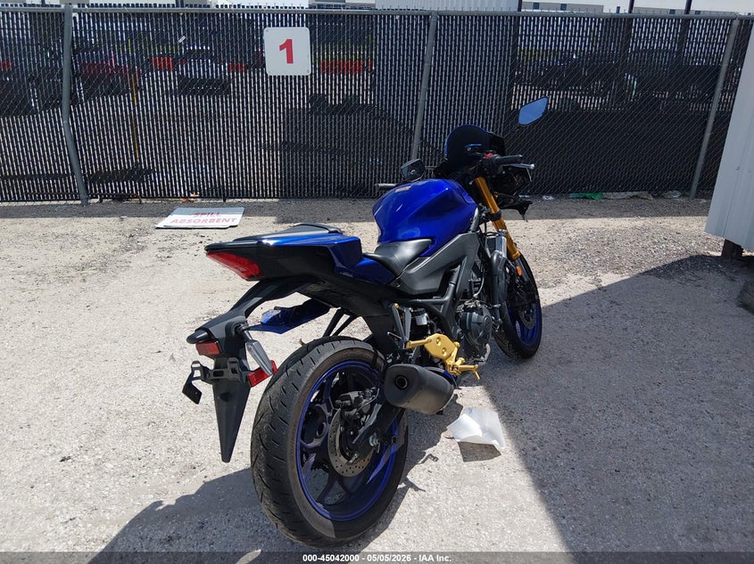 2025 Yamaha VIN MH3RH25E9SK002712 IAAI salvage auction — LEFT SIDE, Salvage (Texas), sold $800 on 2026-07-07 (photo 4)