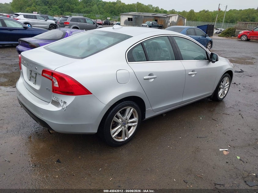 2012 Volvo S60 VIN YV1622FS3C2106907 IAAI salvage auction — LEFT SIDE, Clear (Virginia), sold $500 on 2026-07-27 (photo 4)
