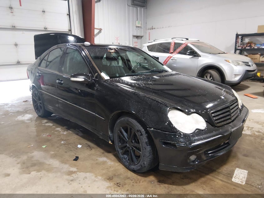 2007 Mercedes-benz C-klasse VIN WDBRF92H97F929252 IAAI salvage auction — REAR END, Salvage (Colorado), sold $325 on 2026-07-14 (photo 1)