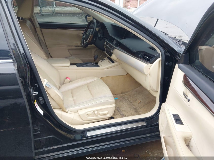 2014 Lexus ES VIN JTHBK1GG5E2099579 IAAI salvage auction — FRONT END, Maryland Repossession (Maryland), sold $4,100 on 2026-07-29 (photo 5)