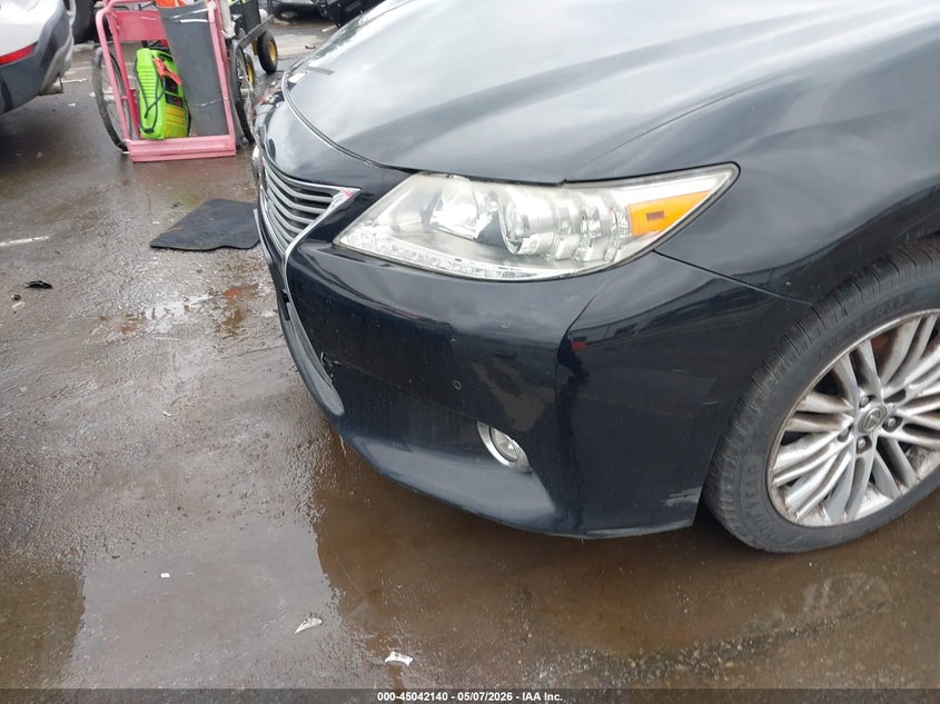 2014 Lexus ES VIN JTHBK1GG5E2099579 IAAI salvage auction — FRONT END, Maryland Repossession (Maryland), sold $4,100 on 2026-07-29 (photo 6)