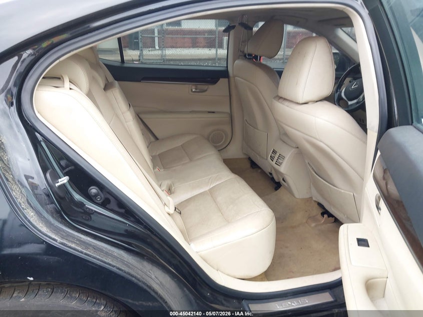 2014 Lexus ES VIN JTHBK1GG5E2099579 IAAI salvage auction — FRONT END, Maryland Repossession (Maryland), sold $4,100 on 2026-07-29 (photo 8)