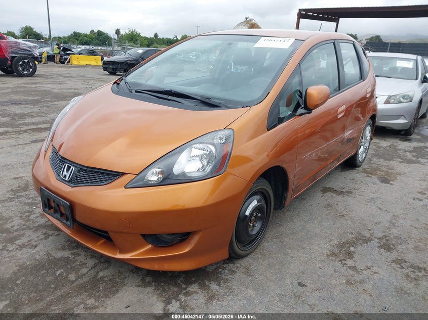2009 Honda Fit VIN JHMGE88419S061637 IAAI salvage auction — LEFT SIDE, Salvage (California), sold $2,950 on 2026-07-09 (photo 2)