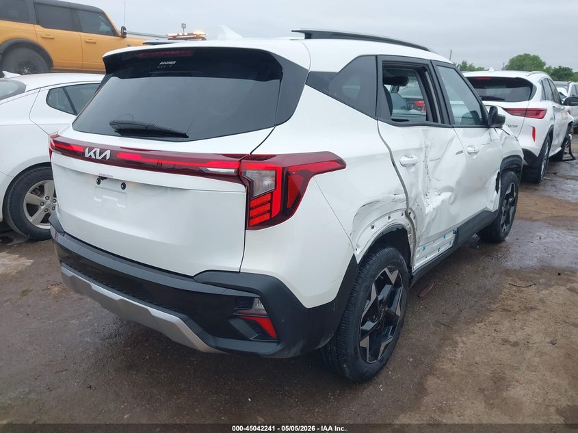 2025 Kia Seltos VIN KNDEU2AA8S7731847 IAAI salvage auction — RIGHT SIDE, Clear (Oklahoma), sold $10,225 on 2026-08-12 (photo 4)