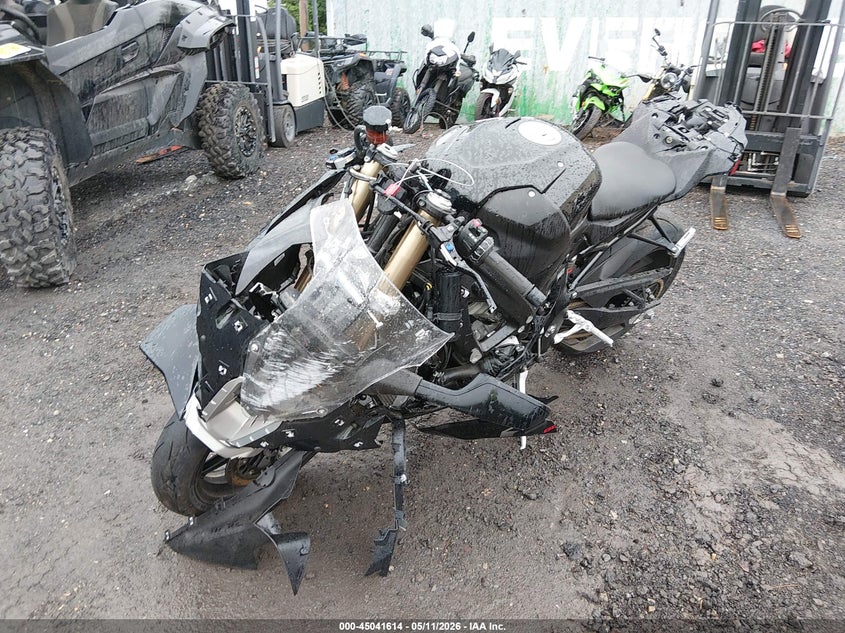 2025 BMW S 1000 VIN WB10P2301S6L34697 IAAI salvage auction — FRONT END, Salvage (Idaho), sold $9,500 on 2026-07-14 (photo 2)