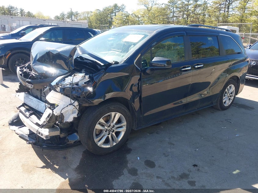 2025 Toyota Sienna VIN 5TDJSKFC1SS189401 IAAI salvage auction — FRONT & REAR, Mv-907A (New York), sold $11,300 on 2026-07-28 (photo 2)