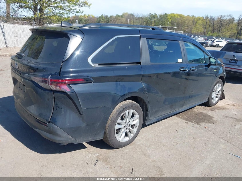 2025 Toyota Sienna VIN 5TDJSKFC1SS189401 IAAI salvage auction — FRONT & REAR, Mv-907A (New York), sold $11,300 on 2026-07-28 (photo 4)