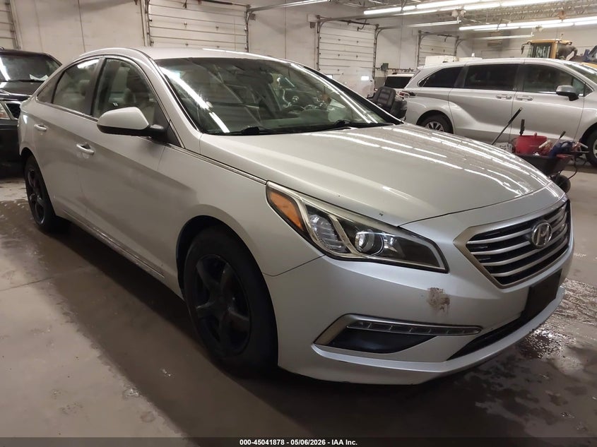 2015 Hyundai Sonata VIN 5NPE24AF6FH110542 IAAI salvage auction — REAR END, Mv-907A (New York), sold $550 on 2026-07-10 (photo 1)