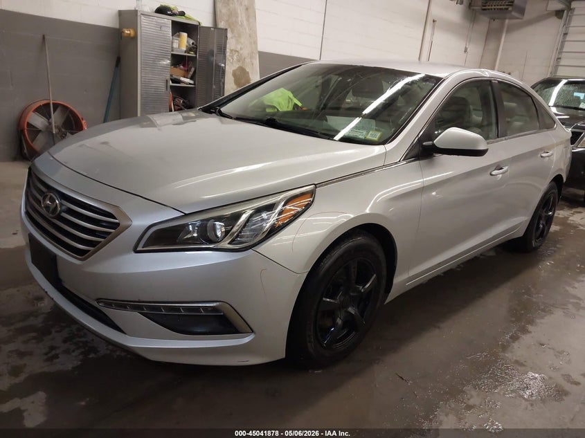 2015 Hyundai Sonata VIN 5NPE24AF6FH110542 IAAI salvage auction — REAR END, Mv-907A (New York), sold $550 on 2026-07-10 (photo 2)