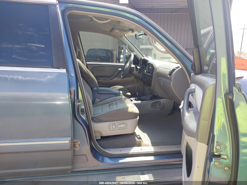 2005 Toyota Sequoia VIN 5TDZT34A35S258620 IAAI salvage auction — THEFT, Salvage (Hawaii), sold $25 on 2026-07-28 (photo 5)