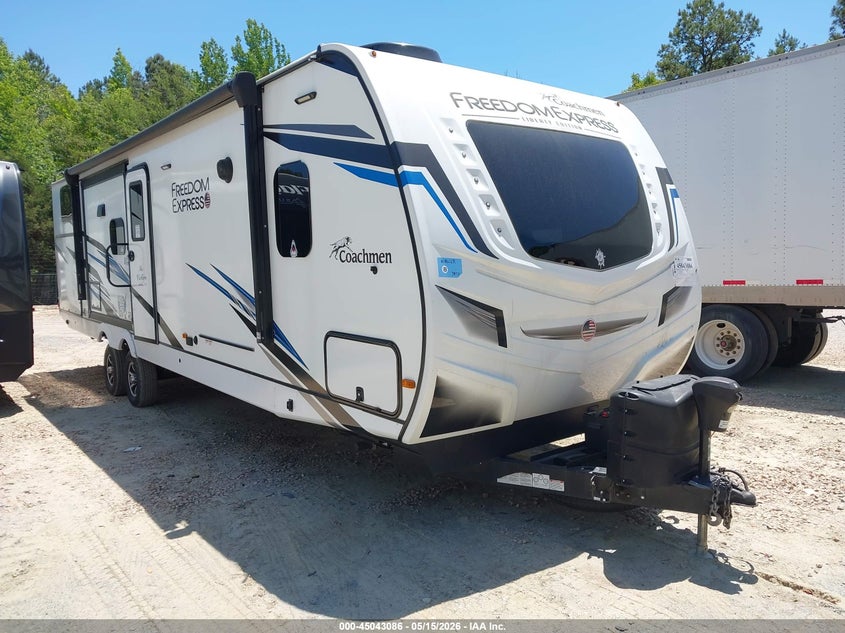 2022 Coachmen Freedom express VIN 5ZT2FEXB9NW025378 — IAAI salvage auction photo
