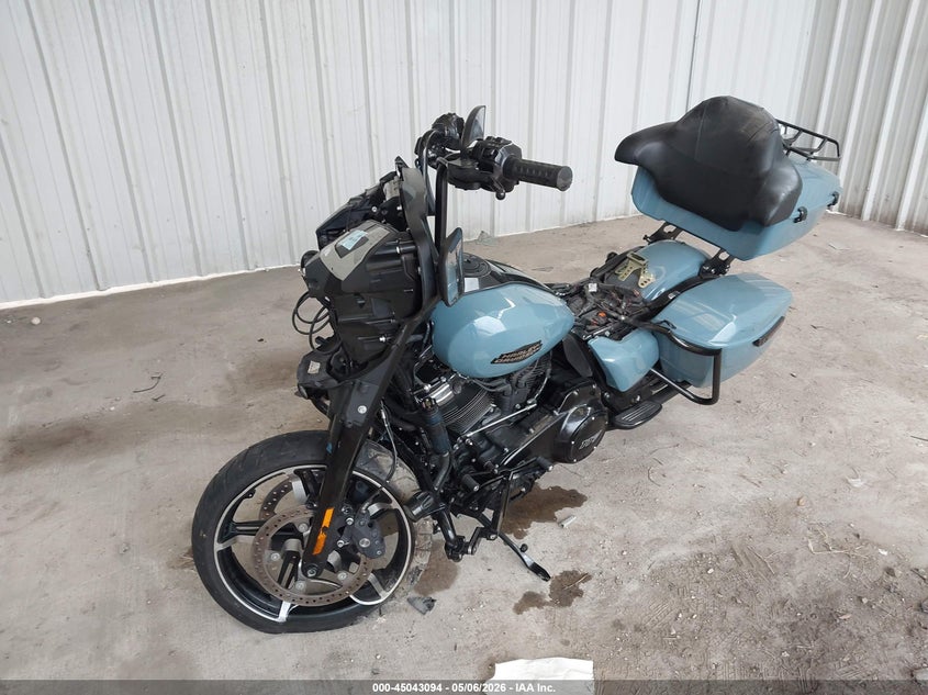 2024 Harley-davidson Street glide VIN 1HD1KB712RB617392 IAAI salvage auction — FRONT END, Original (Texas), sold $7,500 on 2026-07-22 (photo 2)