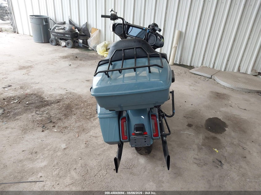 2024 Harley-davidson Street glide VIN 1HD1KB712RB617392 IAAI salvage auction — FRONT END, Original (Texas), sold $7,500 on 2026-07-22 (photo 6)