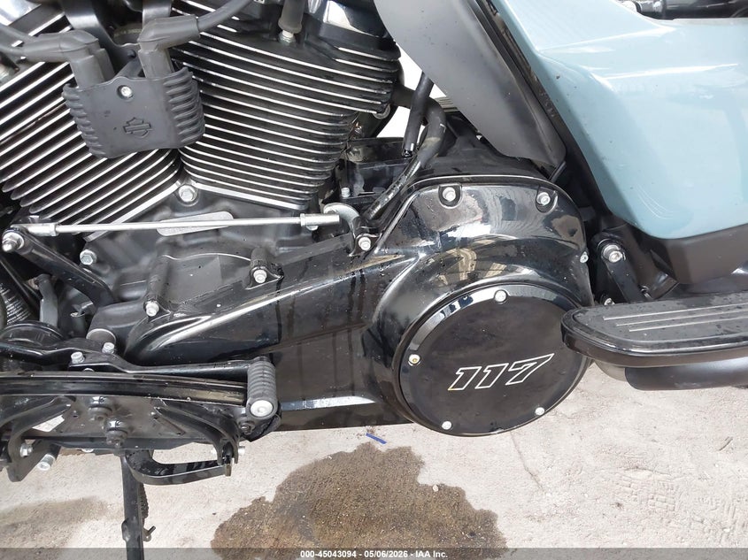 2024 Harley-davidson Street glide VIN 1HD1KB712RB617392 IAAI salvage auction — FRONT END, Original (Texas), sold $7,500 on 2026-07-22 (photo 9)