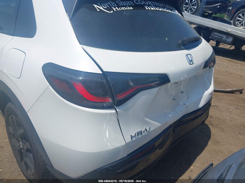 2025 Honda Hr-v VIN 3CZRZ2H7XSM768699 IAAI salvage auction — REAR END, Salvage Title, sold $10,400 on 2026-08-25 (photo 6)