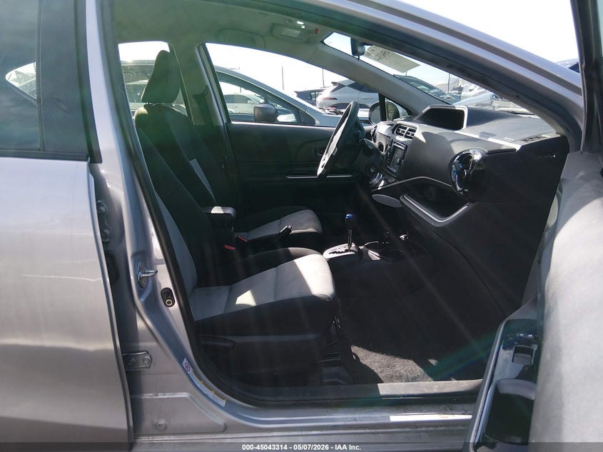 2016 Toyota Prius c VIN JTDKDTB37G1119075 IAAI salvage auction — FRONT END, Salvage (Colorado), sold $1,250 on 2026-07-14 (photo 5)