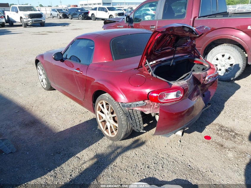2011 Mazda Mx-5 miata VIN JM1NC2PF2B0219497 IAAI salvage auction — REAR END, Clear (Oklahoma), sold $525 on 2026-07-28 (photo 3)
