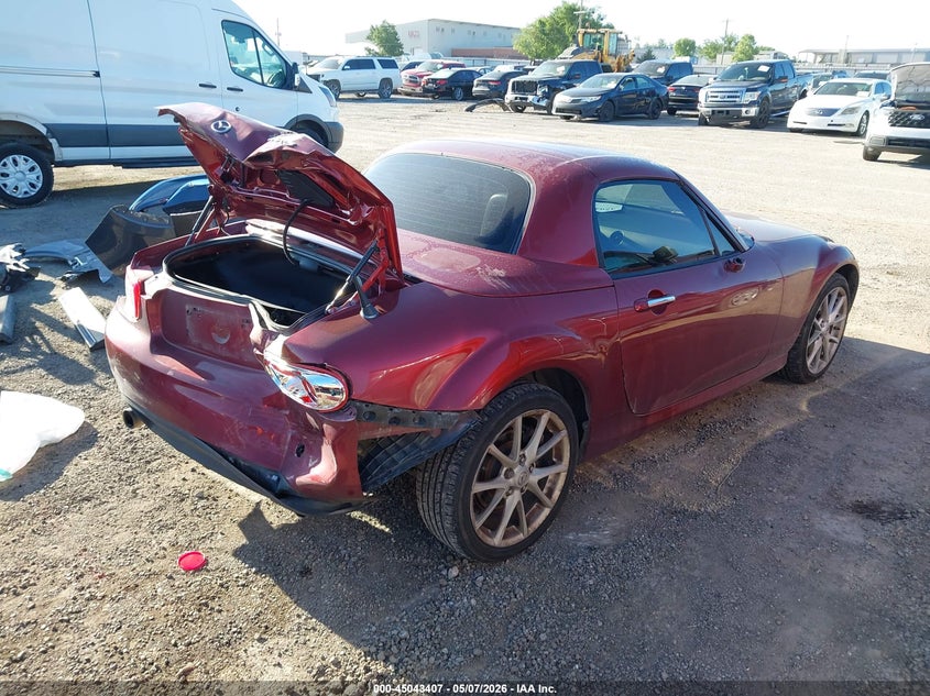 2011 Mazda Mx-5 miata VIN JM1NC2PF2B0219497 IAAI salvage auction — REAR END, Clear (Oklahoma), sold $525 on 2026-07-28 (photo 4)