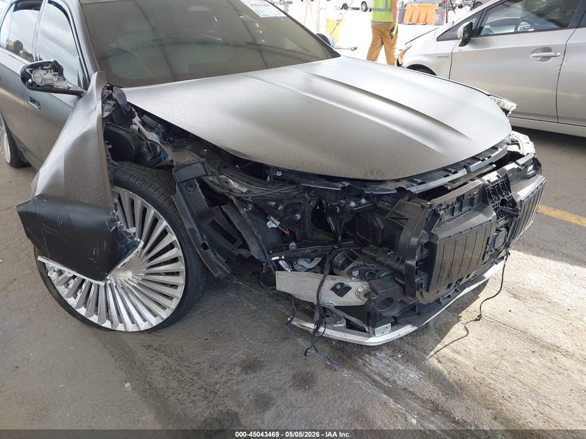 2024 BMW I7 VIN WBY43EJ04RCS48461 IAAI salvage auction — RIGHT FRONT, Salvage (California), sold $25 on 2026-07-29 (photo 6)