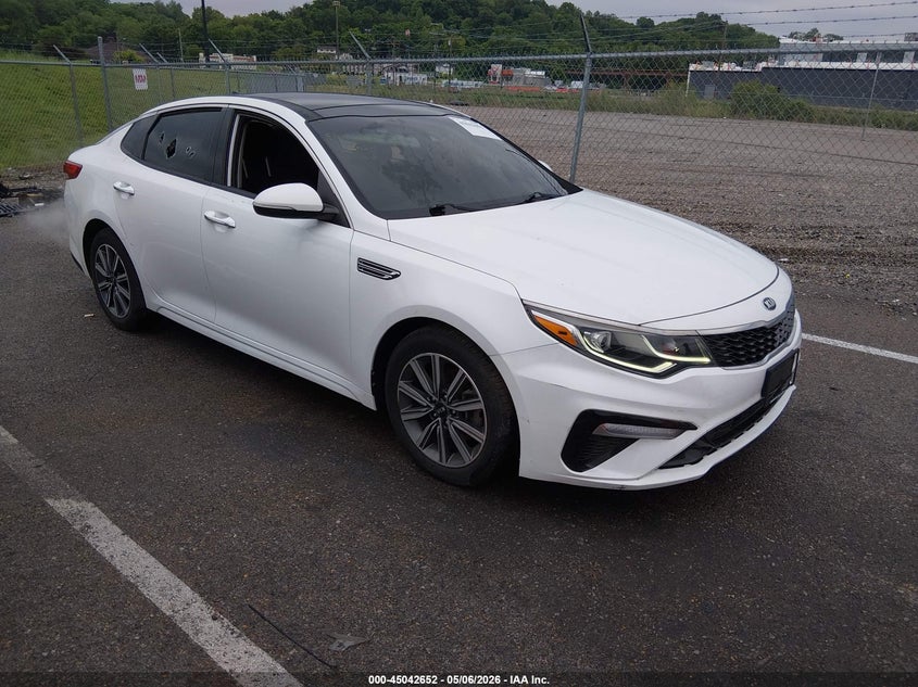 2019 Kia Optima VIN 5XXGT4L38KG311146 IAAI salvage auction — LEFT FRONT, Salvage (Illinois), sold $1,850 on 2026-07-21 (photo 1)