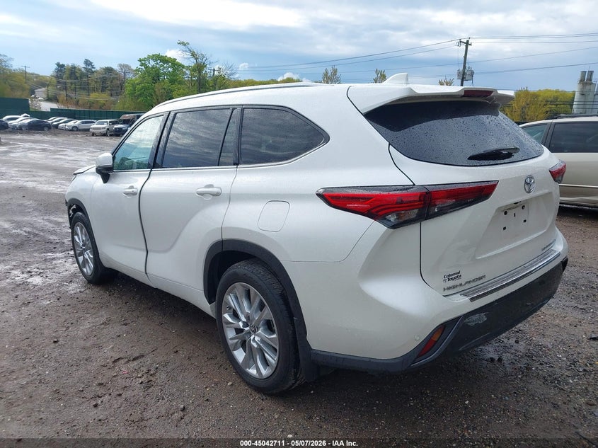 2020 Toyota Highlander VIN 5TDDZRBH2LS029371 IAAI salvage auction — FRONT END, Mv-907A (New York), sold $10,250 on 2026-07-28 (photo 3)