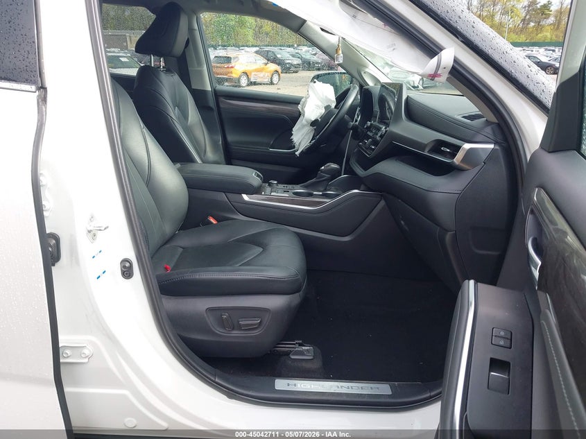 2020 Toyota Highlander VIN 5TDDZRBH2LS029371 IAAI salvage auction — FRONT END, Mv-907A (New York), sold $10,250 on 2026-07-28 (photo 5)