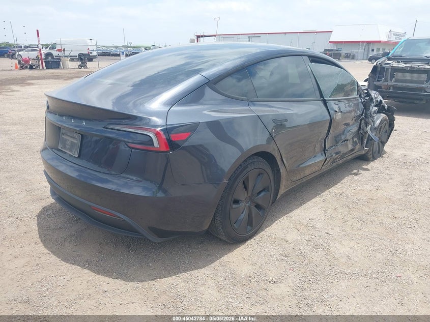 2025 Tesla Model 3 VIN 5YJ3E1EA1SF018811 IAAI salvage auction — RIGHT SIDE, Original (Texas), sold $11,350 on 2026-07-23 (photo 4)