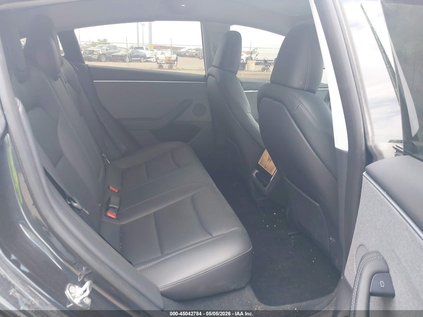 2025 Tesla Model 3 VIN 5YJ3E1EA1SF018811 IAAI salvage auction — RIGHT SIDE, Original (Texas), sold $11,350 on 2026-07-23 (photo 8)