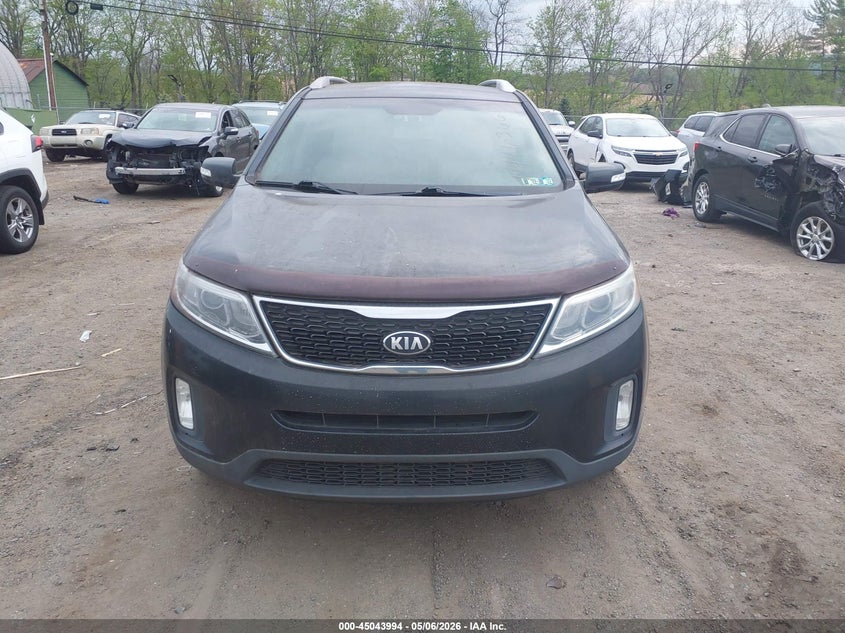 2015 Kia Sorento VIN 5XYKTDA77FG611391 IAAI salvage auction — NORMAL WEAR, Salvage (Texas), sold $500 on 2026-07-30 (photo 6)